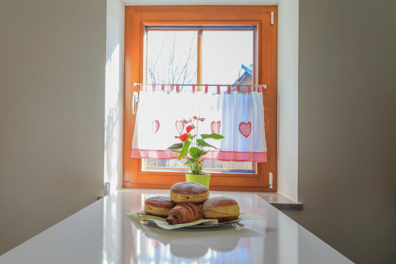 Apartmaji Tina Zgornje Gorje Exterior photo